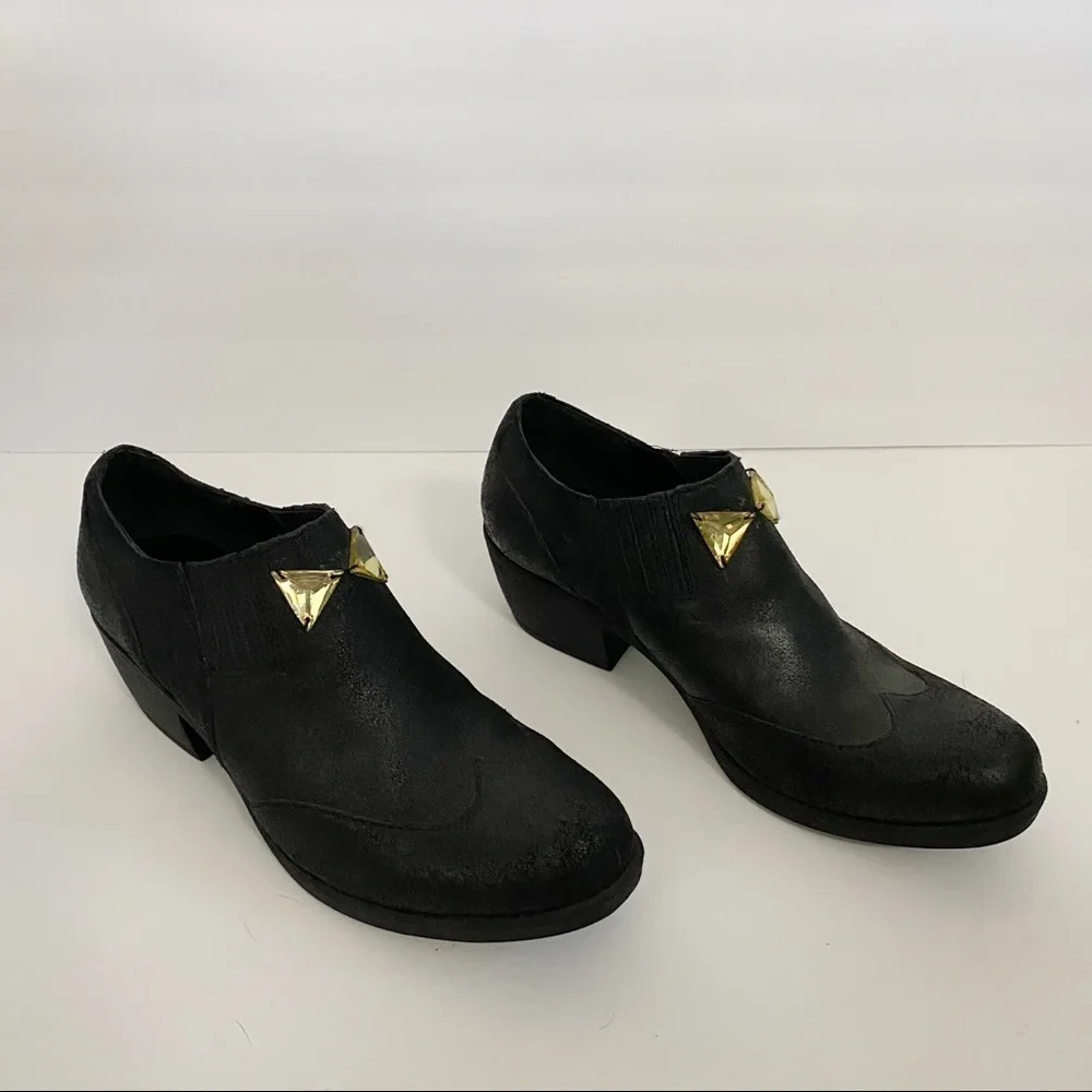 Korks Black Leather Embellished Wingtip Booties